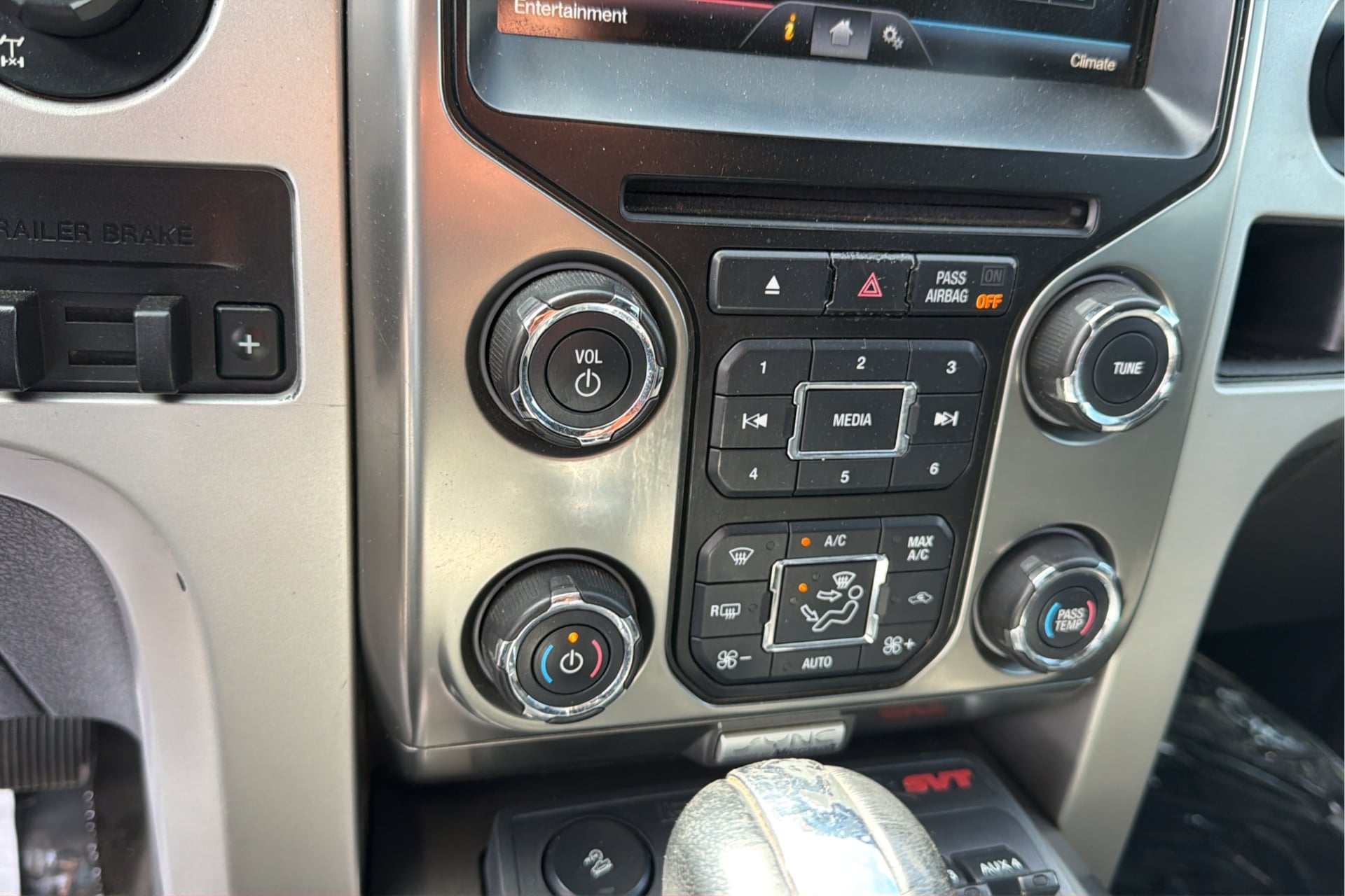 Ford F-150 photo 28