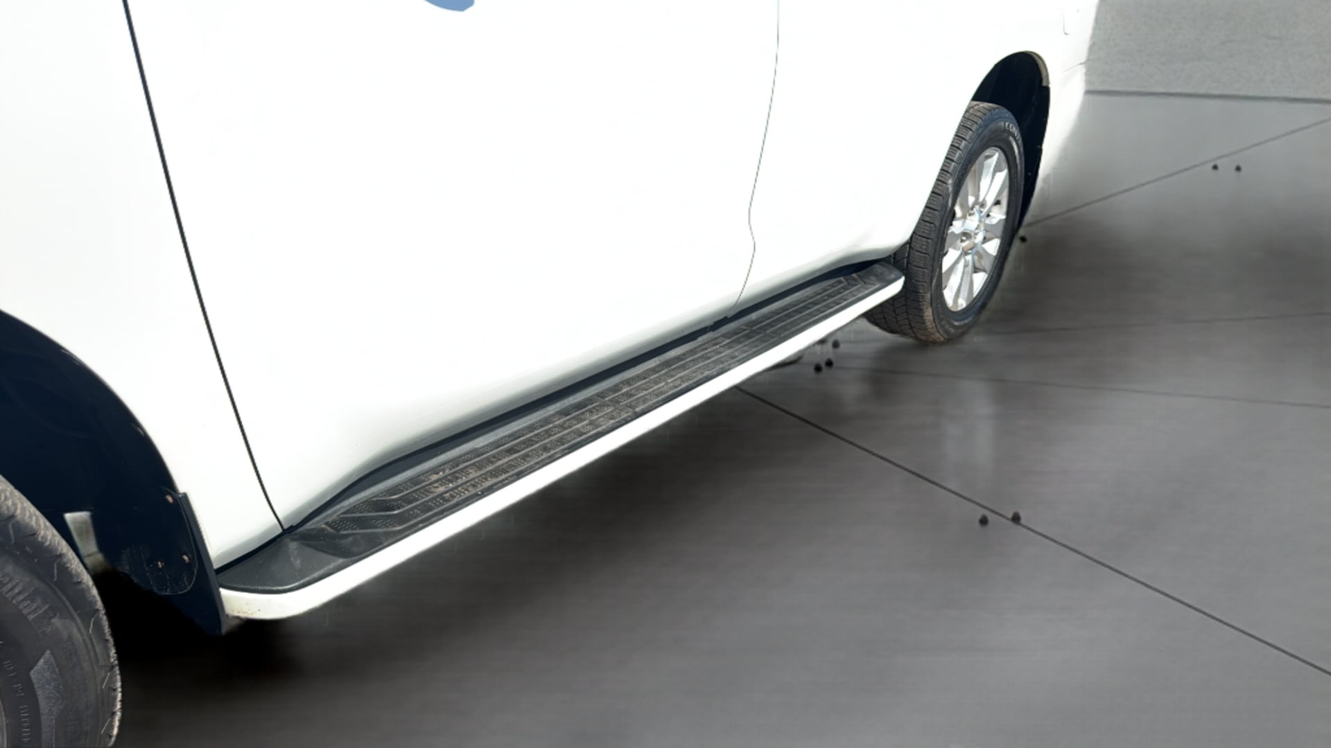Photo 36 of this Toyota Sequoia