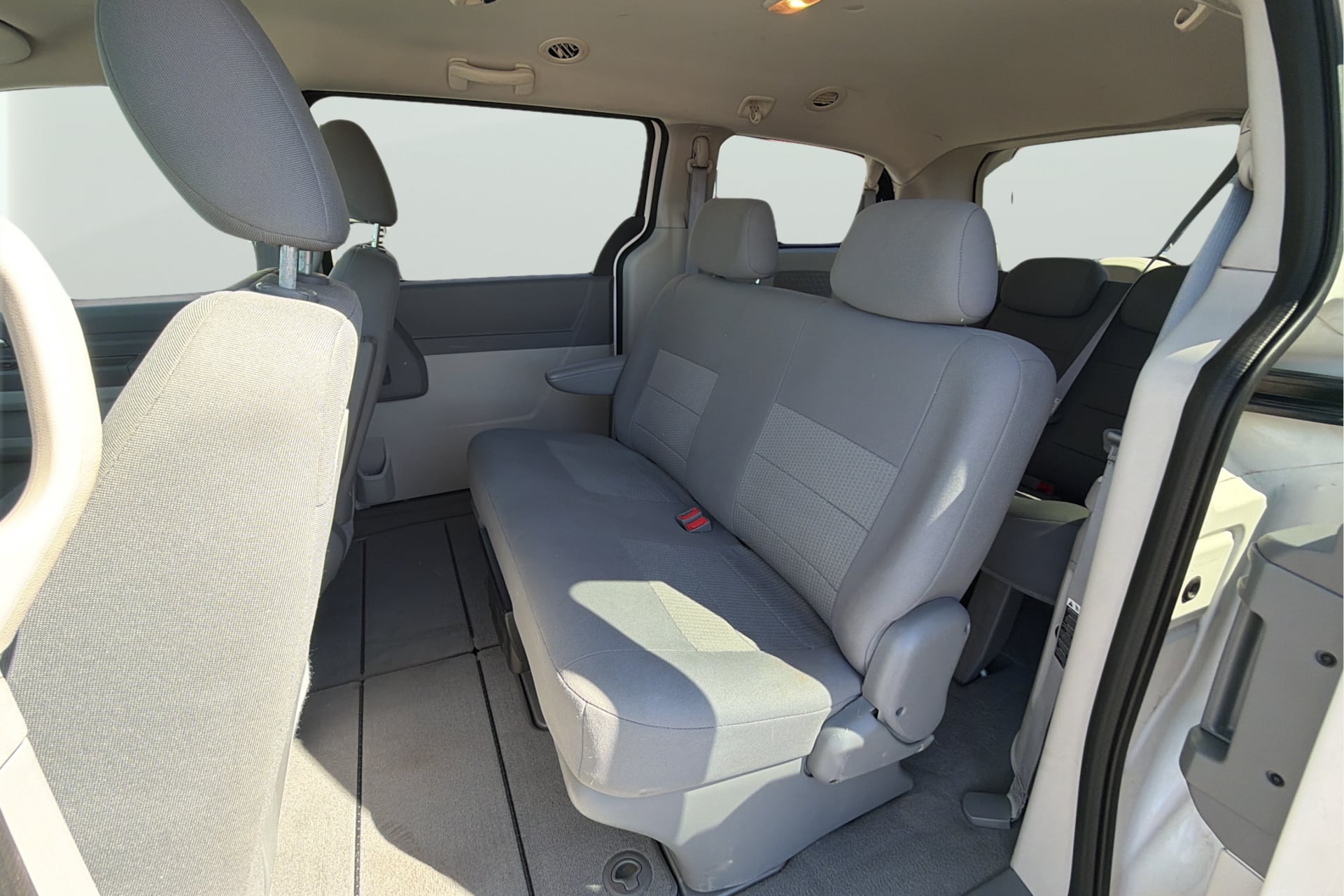 Photo 33 of this Dodge Grand Caravan