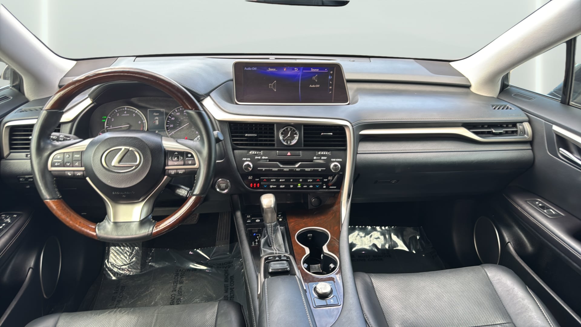 Lexus RX photo 15