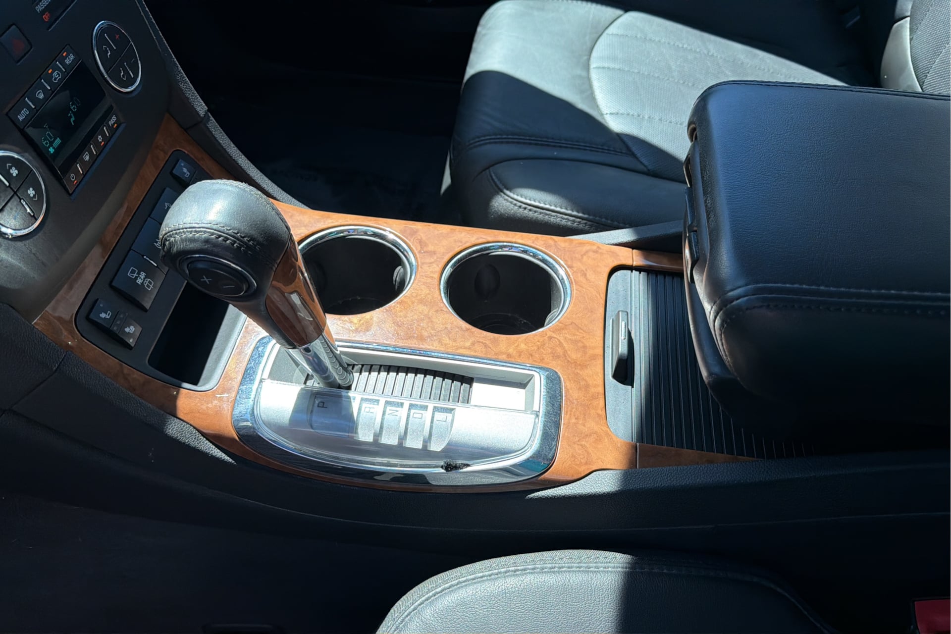 Buick Enclave photo 26