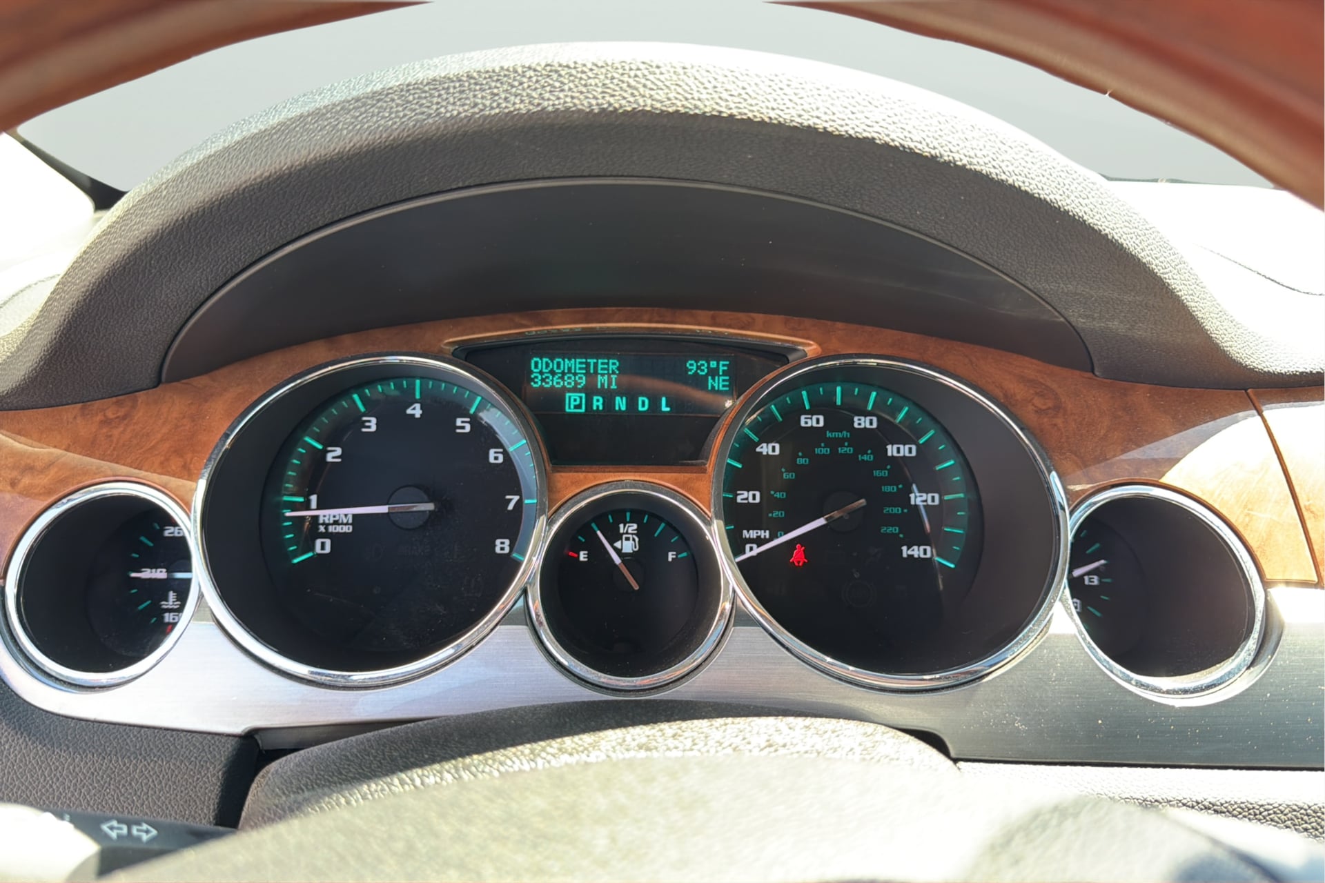 Buick Enclave photo 29