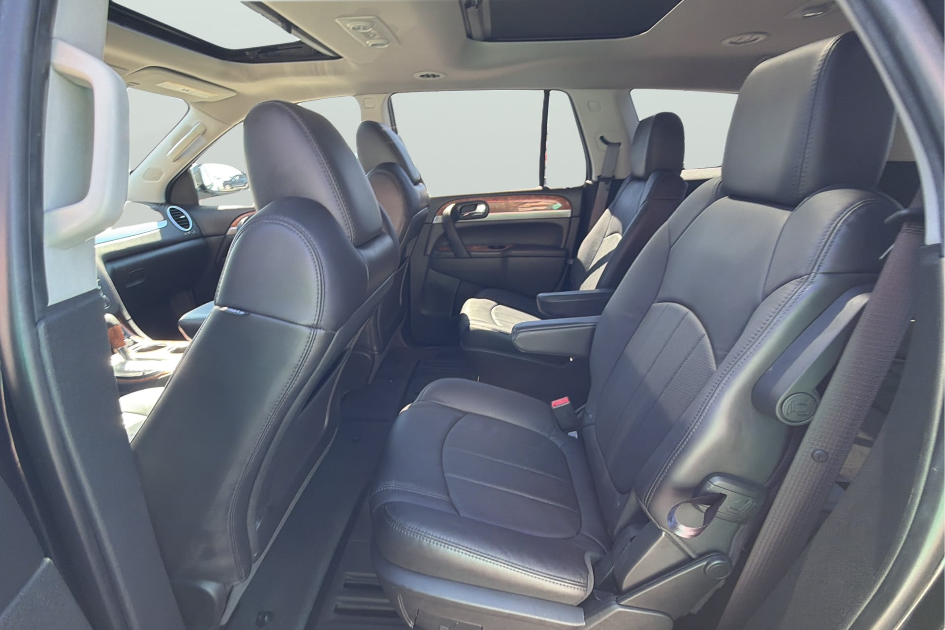 Buick Enclave photo 33