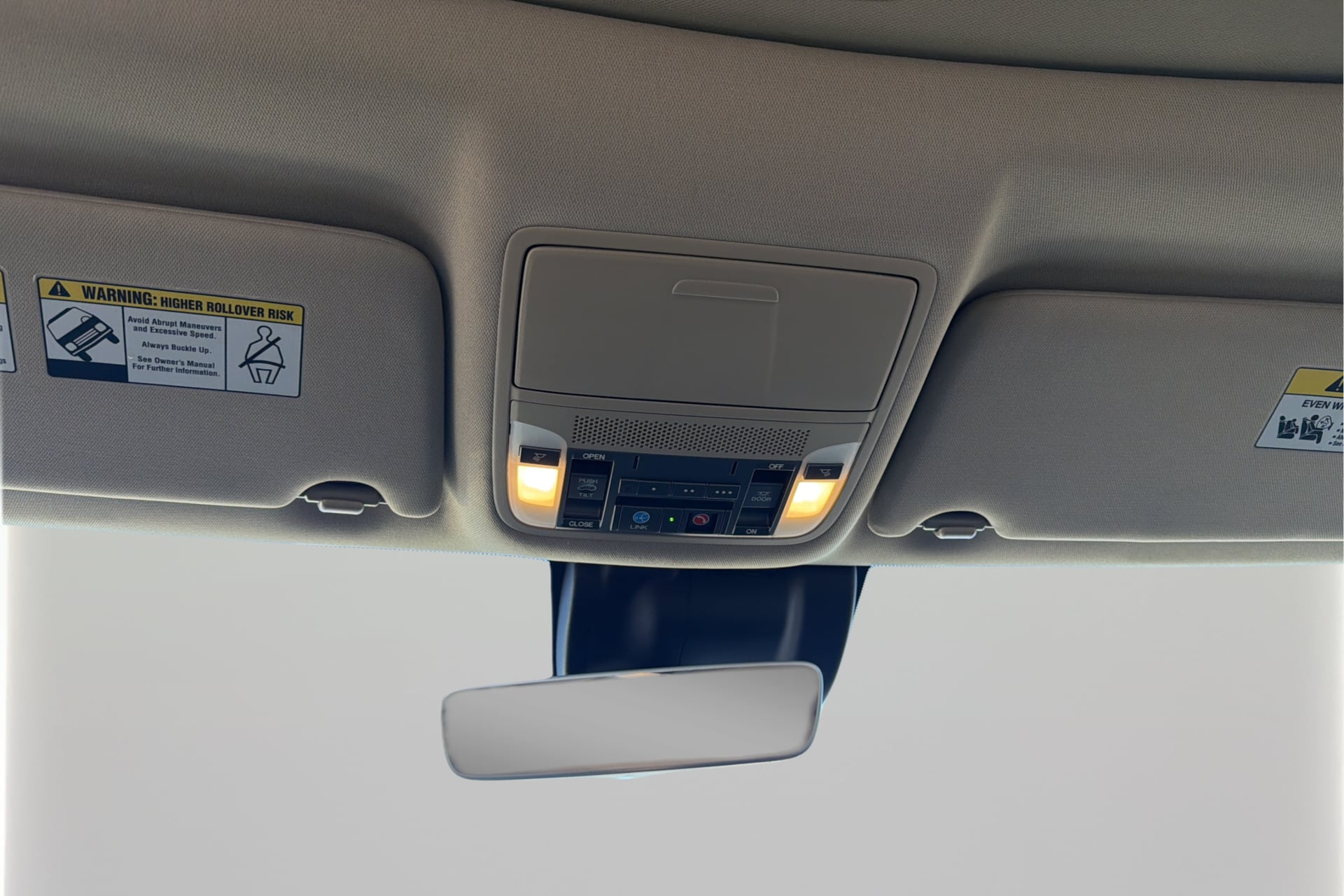Acura MDX photo 18