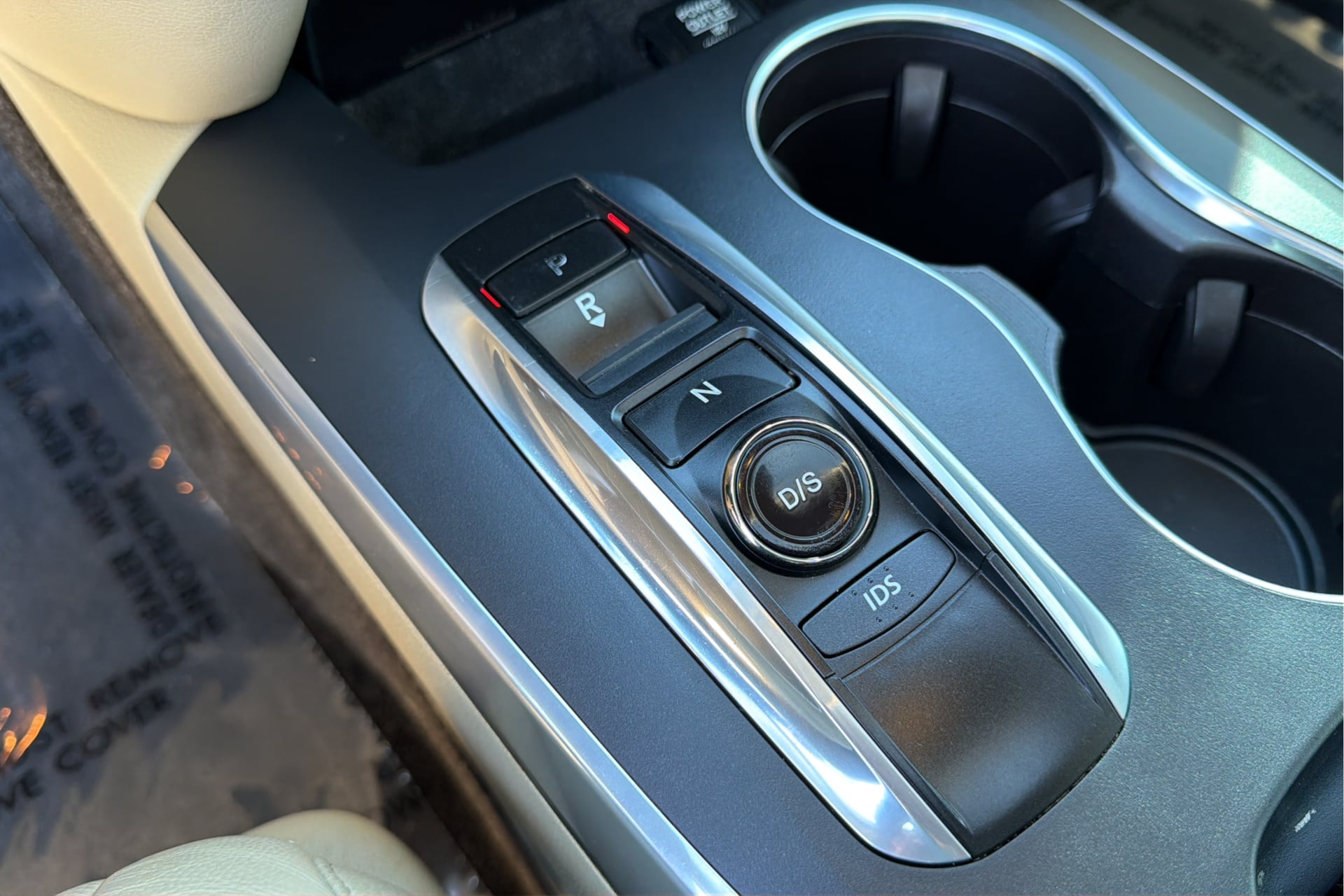 Acura MDX photo 23