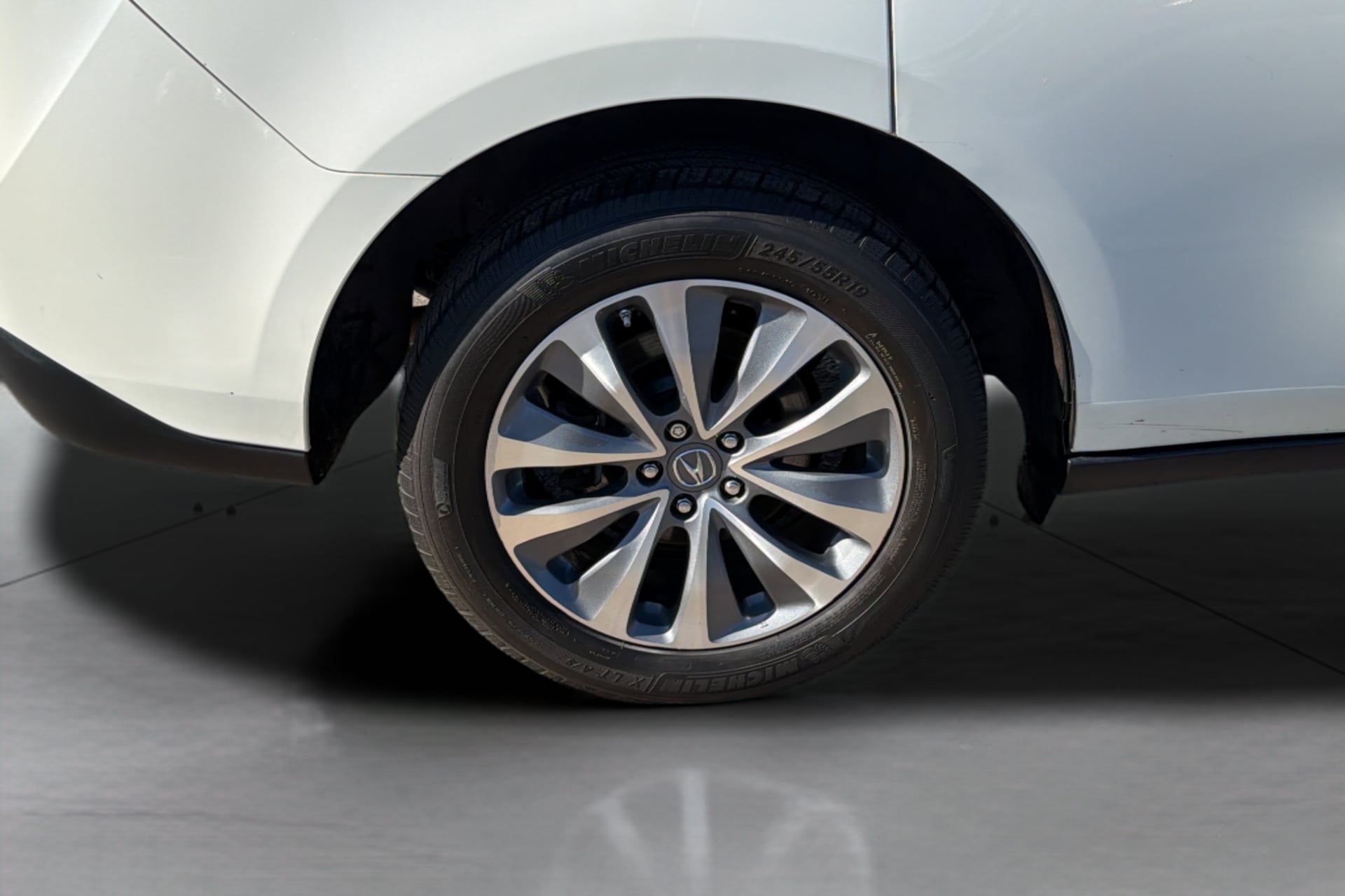 Acura MDX photo 37