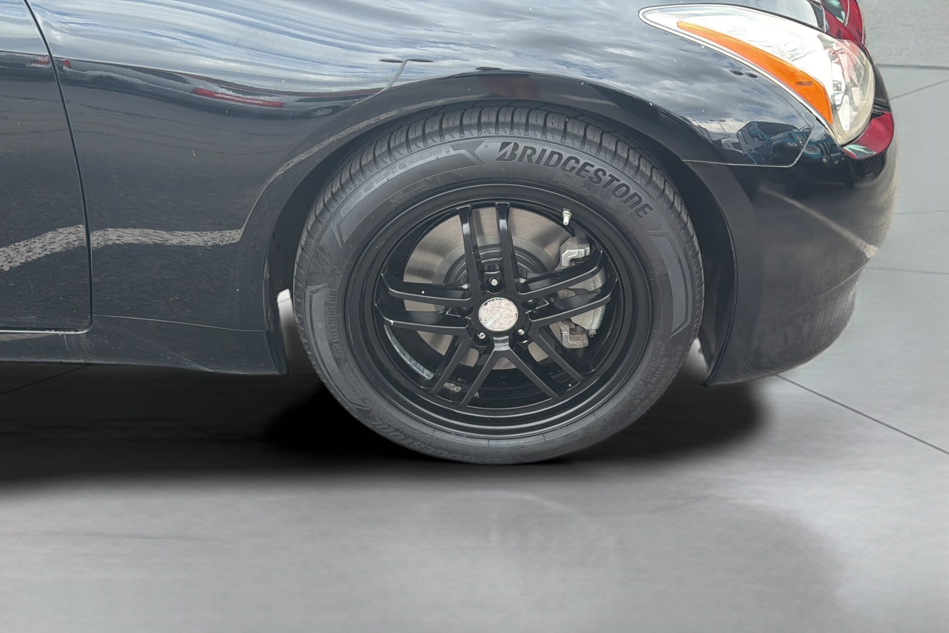 Photo 35 of this INFINITI G37 Coupe
