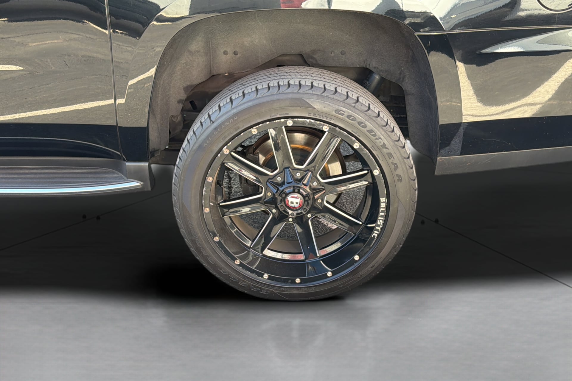 Photo 38 of this GMC Yukon XL