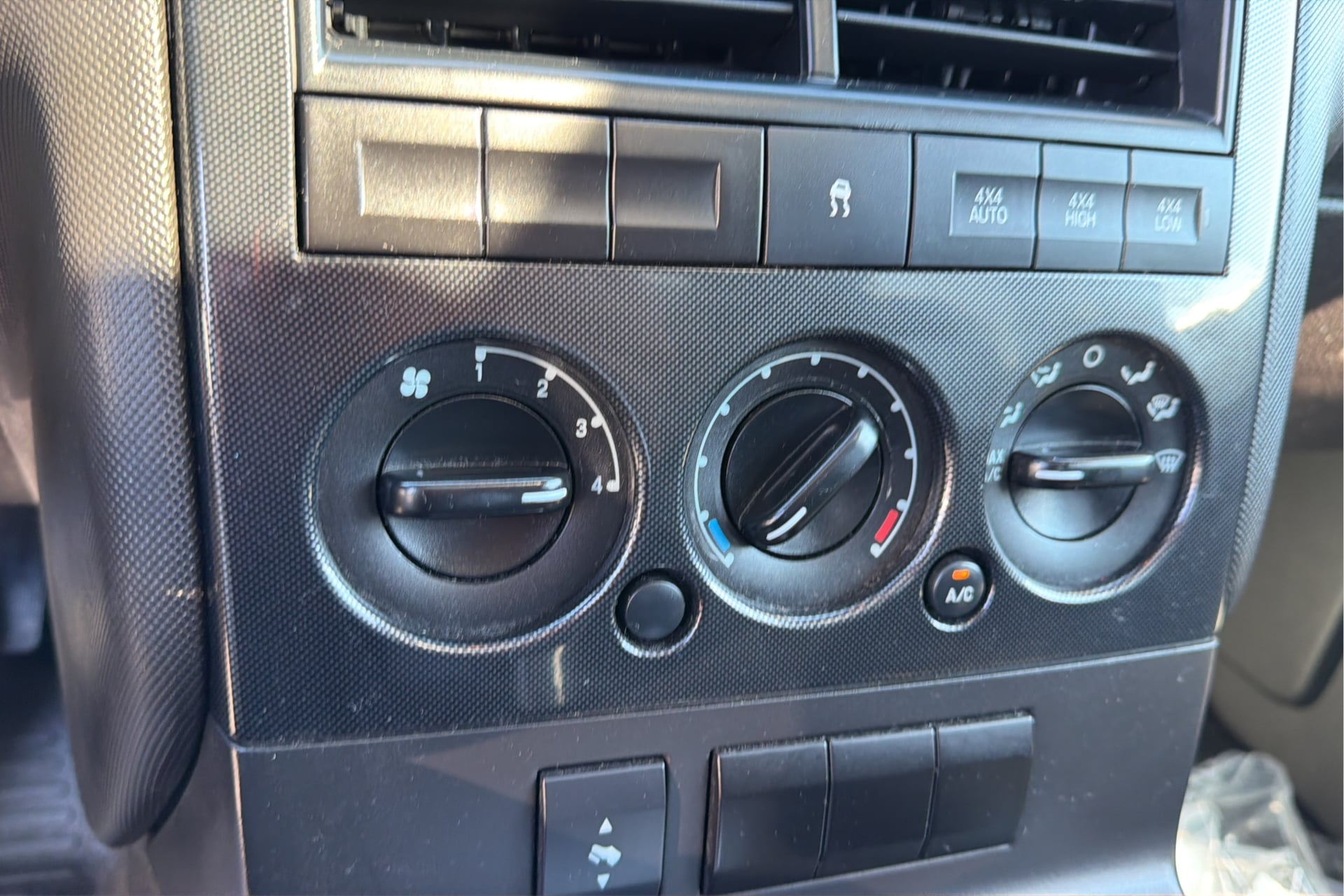 Photo 24 of this Ford Explorer Sport Trac