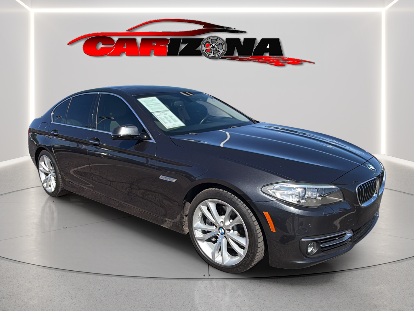 BMW 5 Series photo 2