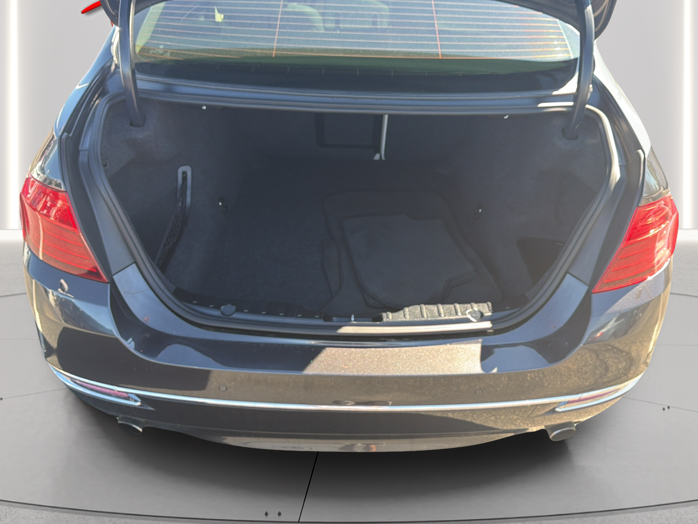 BMW 5 Series photo 22