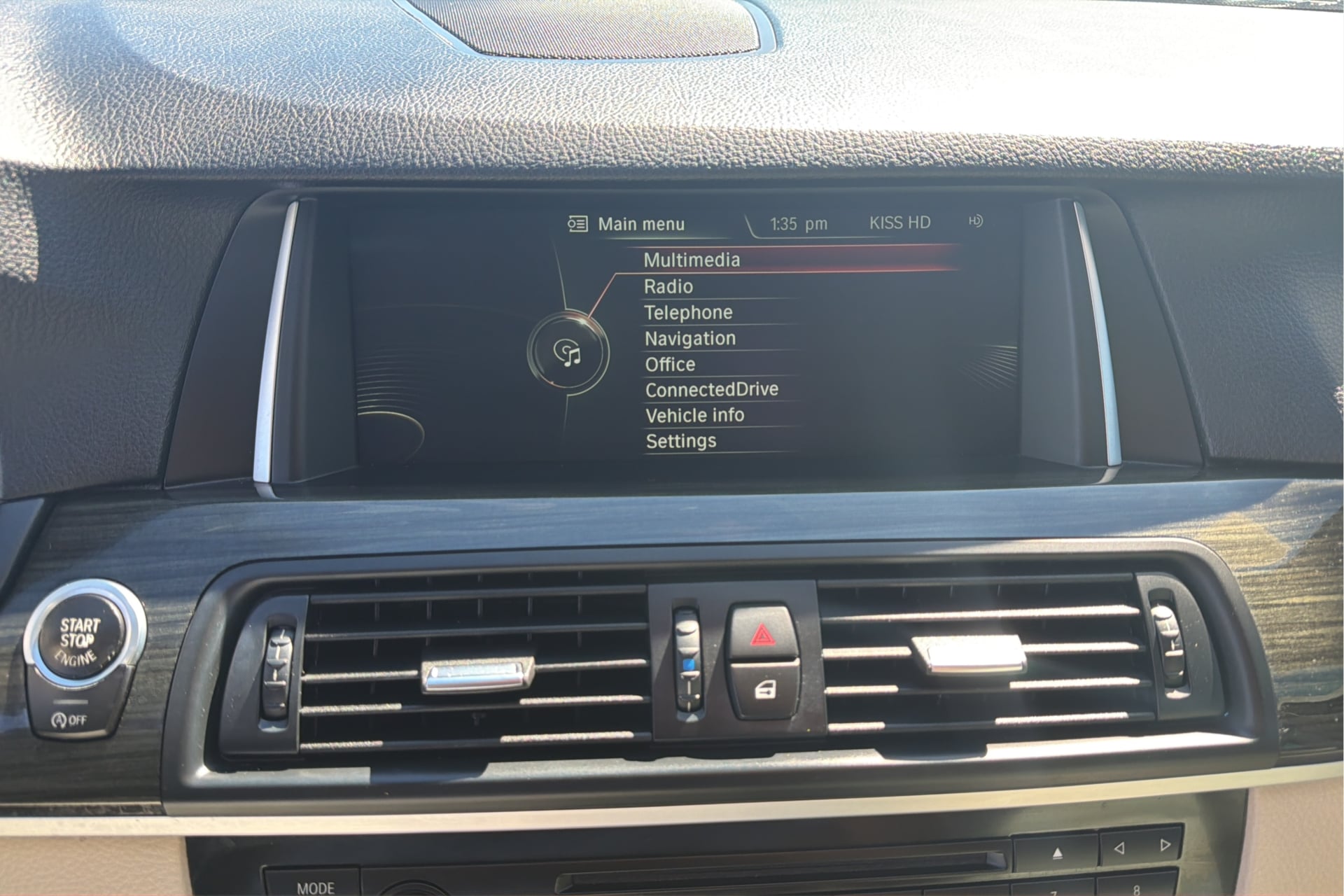 BMW 5 Series photo 25