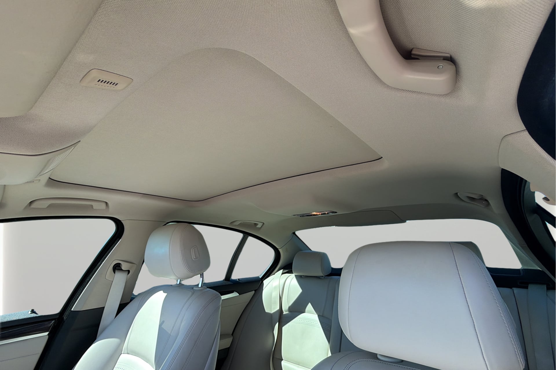 BMW 5 Series photo 32