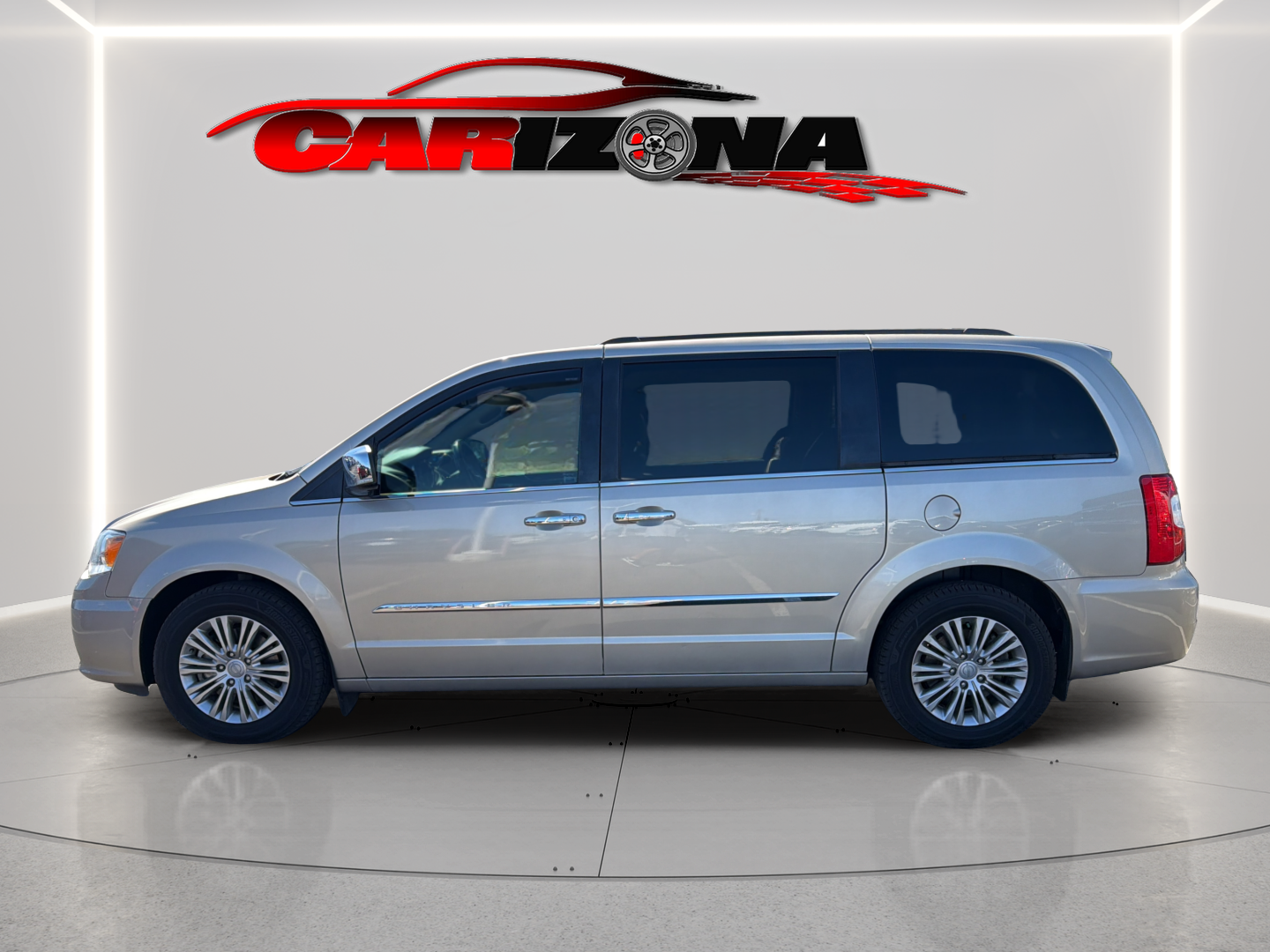 Photo 6 of this Chrysler Town & Country