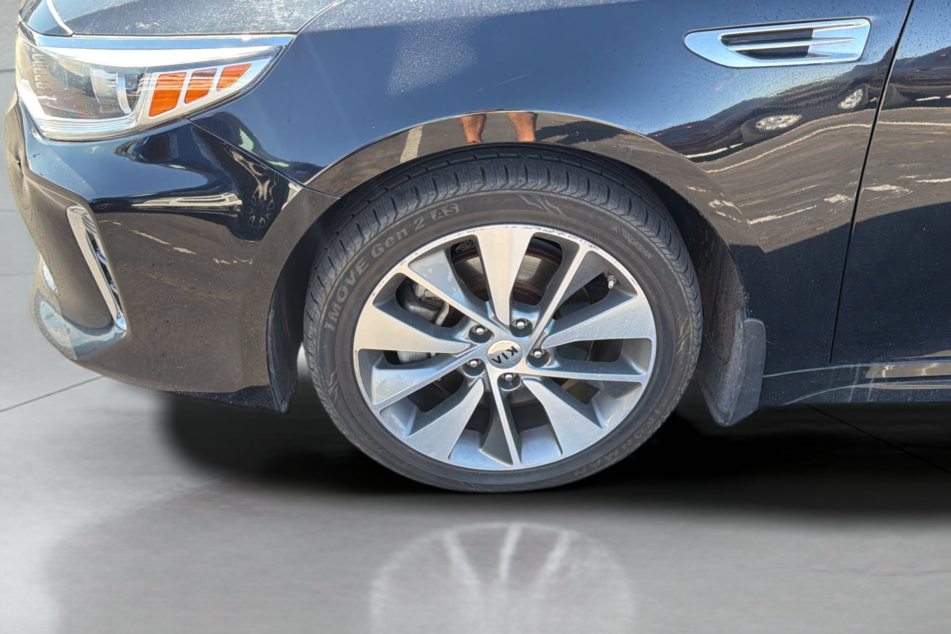 Photo 17 of this Kia Optima