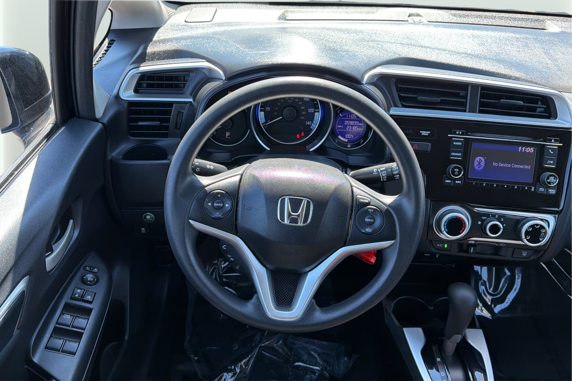 Honda Fit photo 16