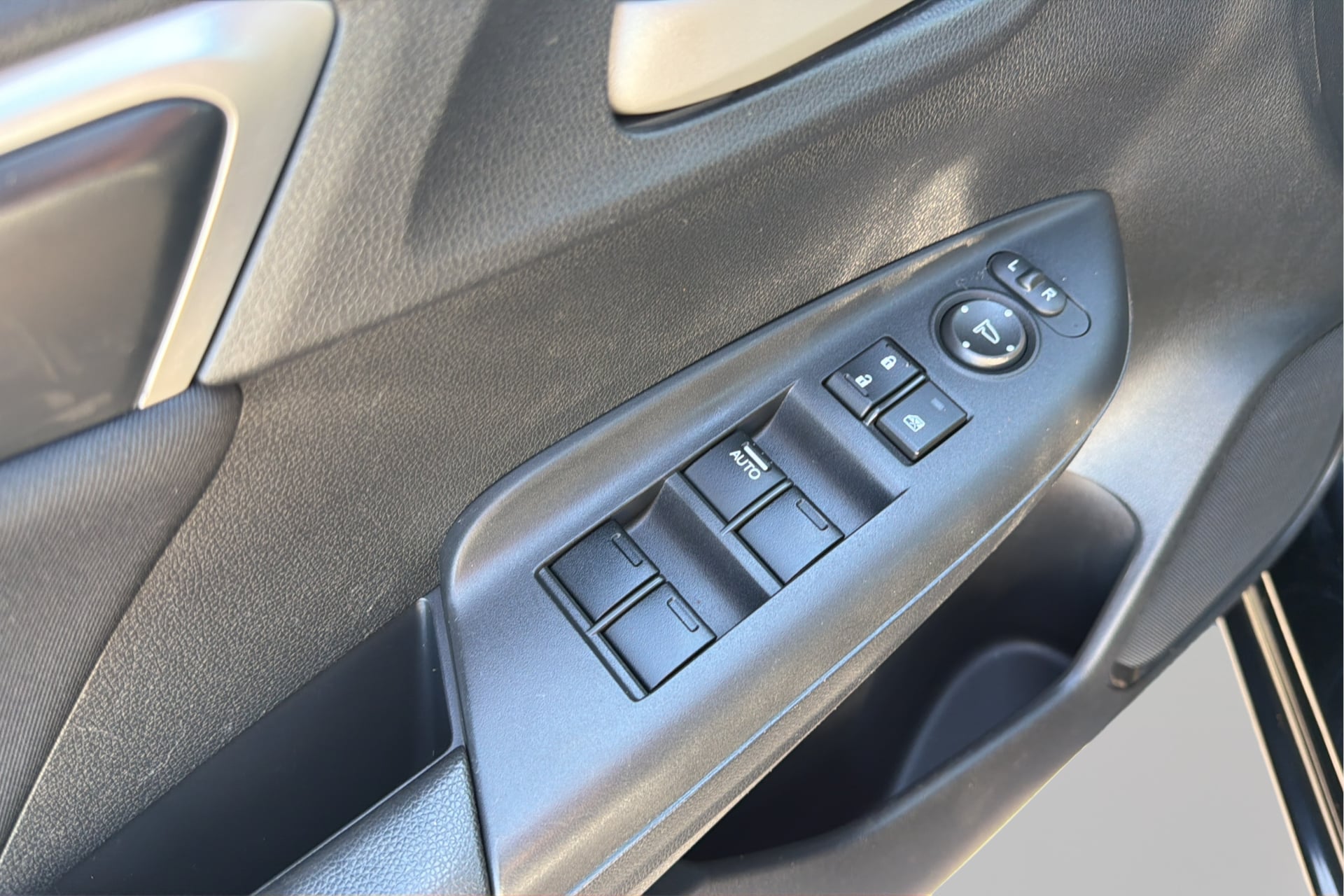 Honda Fit photo 19