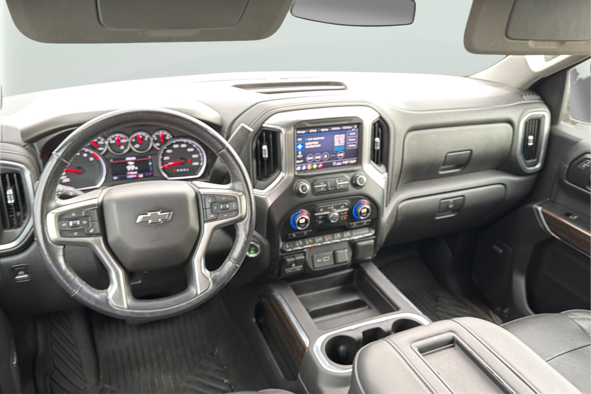 Chevrolet Silverado photo 14