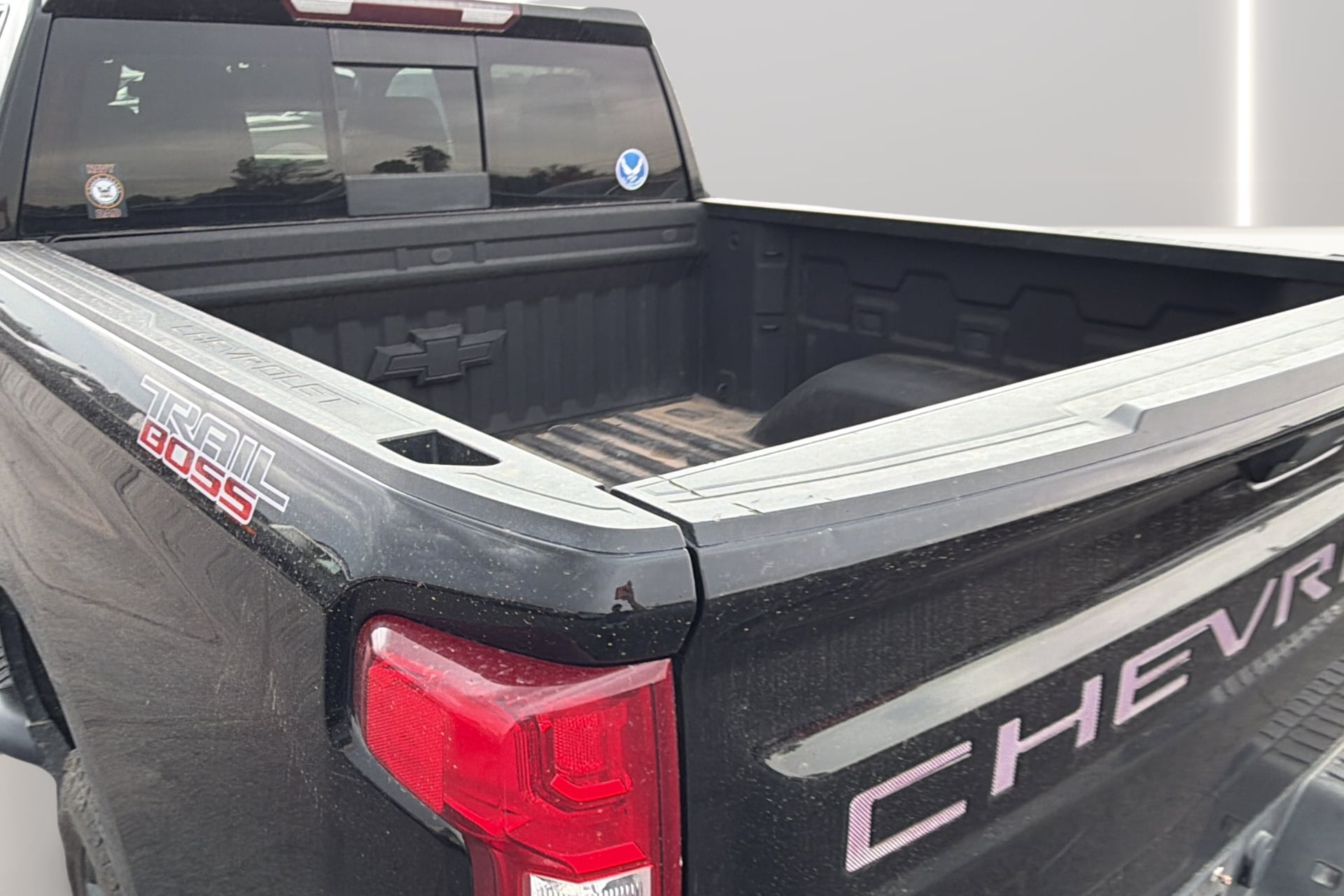 Chevrolet Silverado photo 37