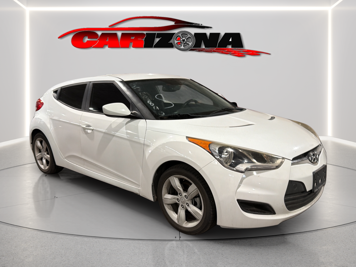 Hyundai Veloster photo 2
