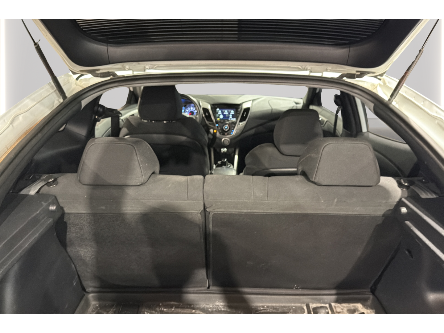 Hyundai Veloster photo 22