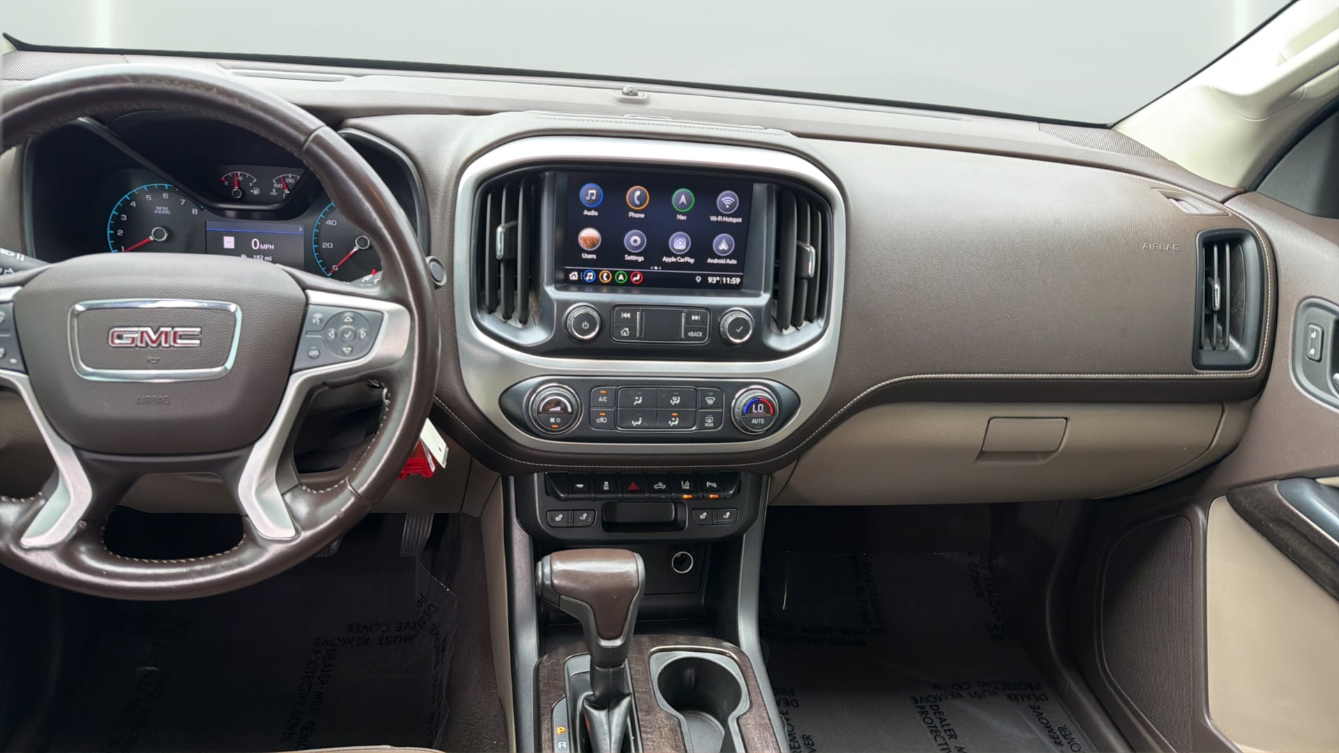 GMC Canyon photo 14