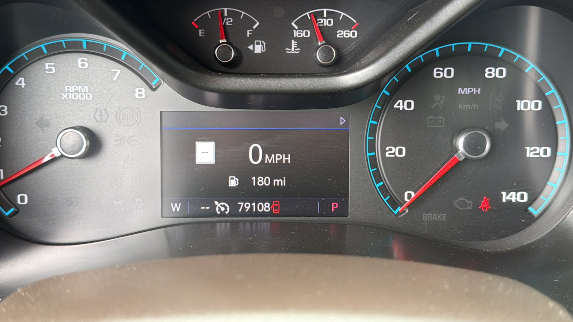 GMC Canyon photo 28