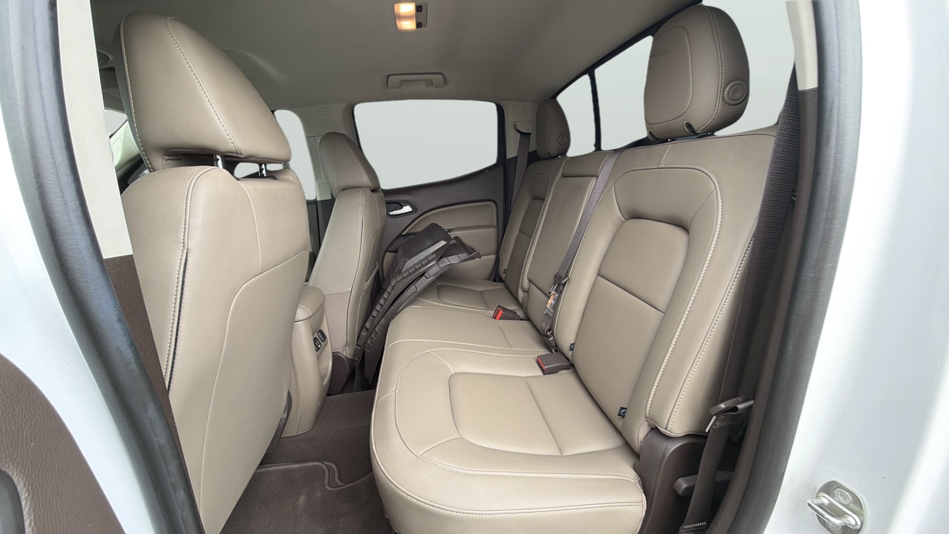 GMC Canyon photo 31