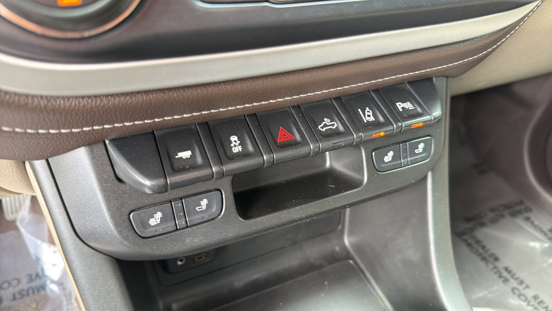 GMC Canyon photo 32