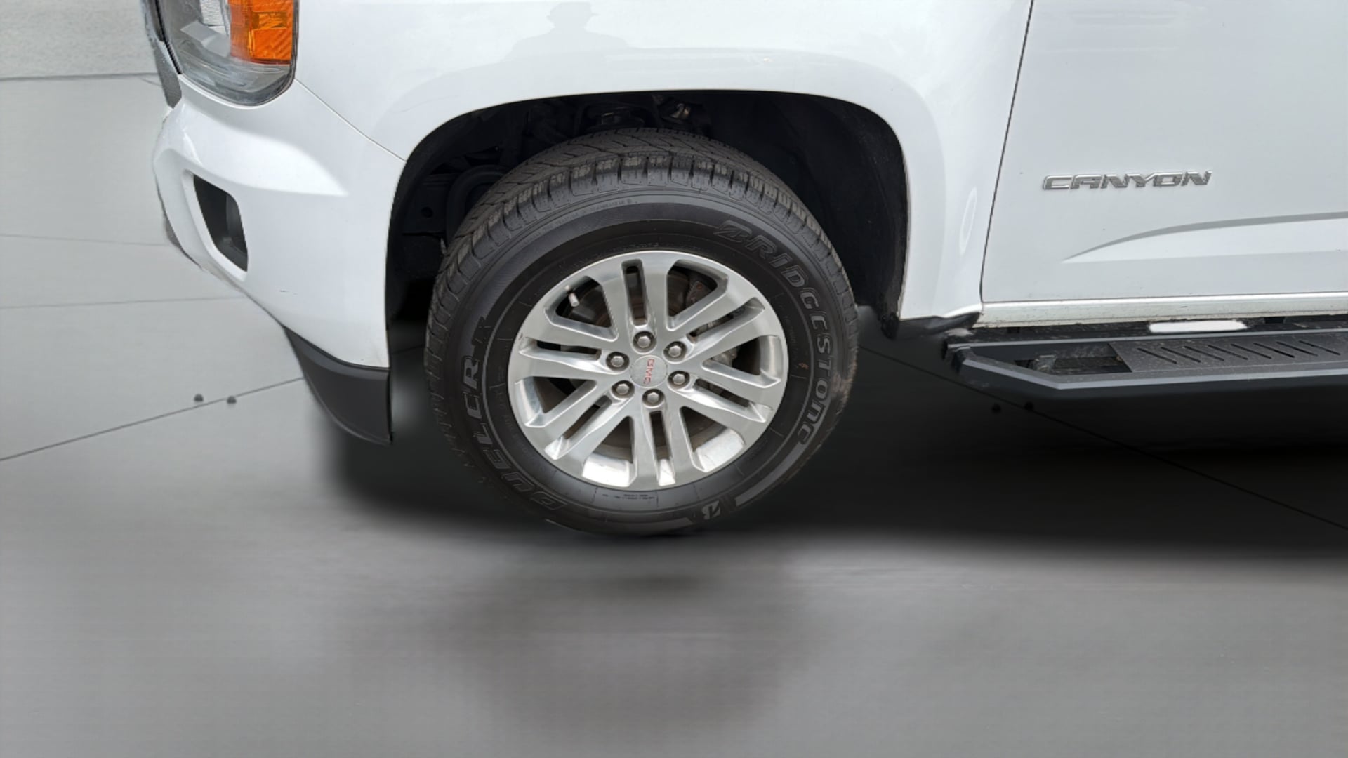 GMC Canyon photo 37