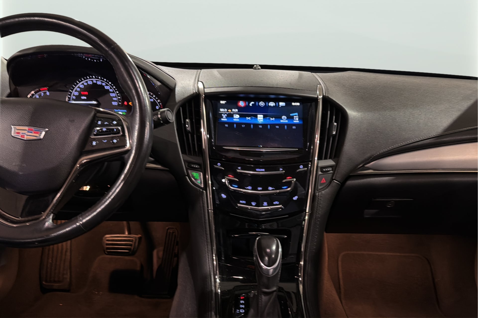 Cadillac ATS photo 15