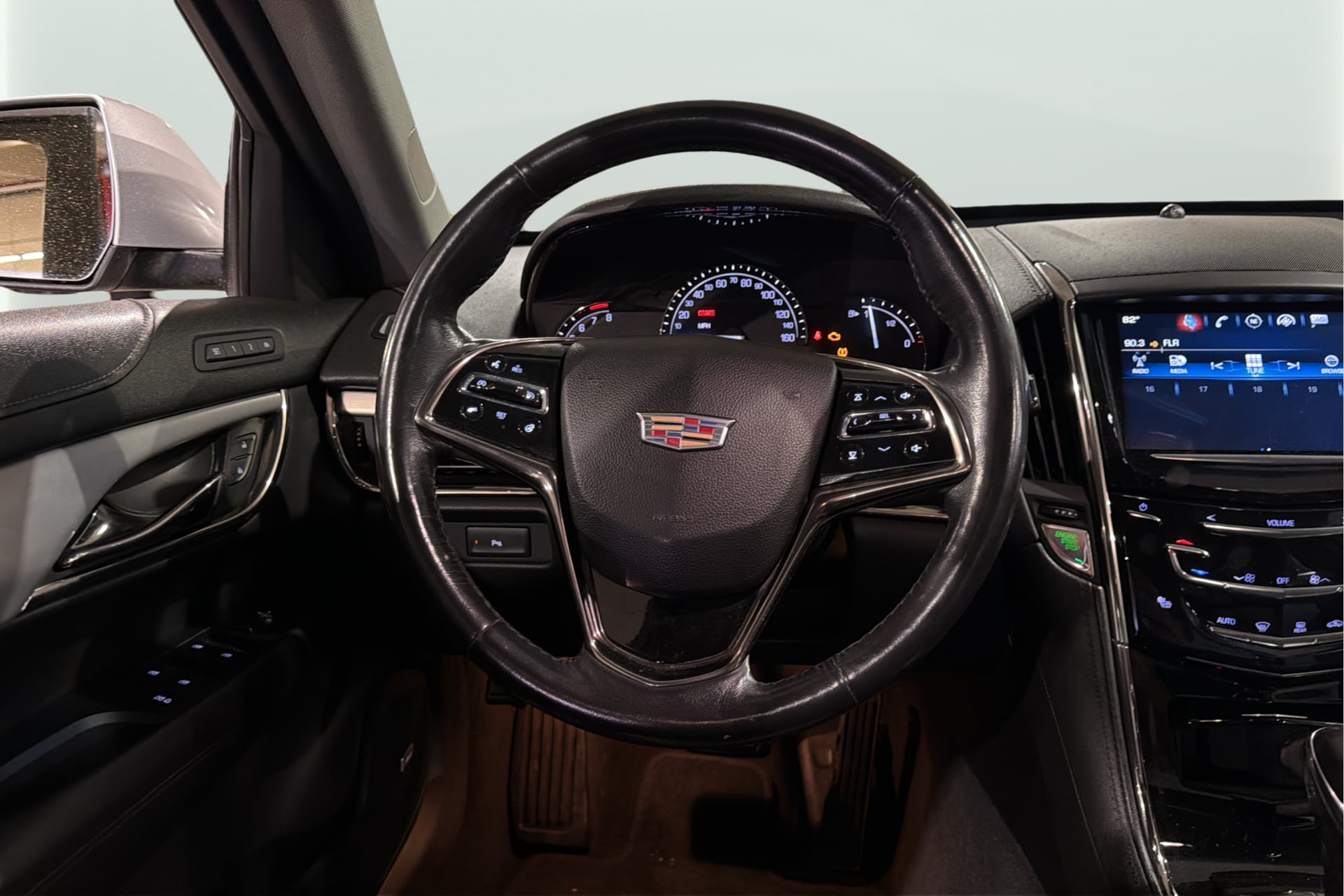 Cadillac ATS photo 16
