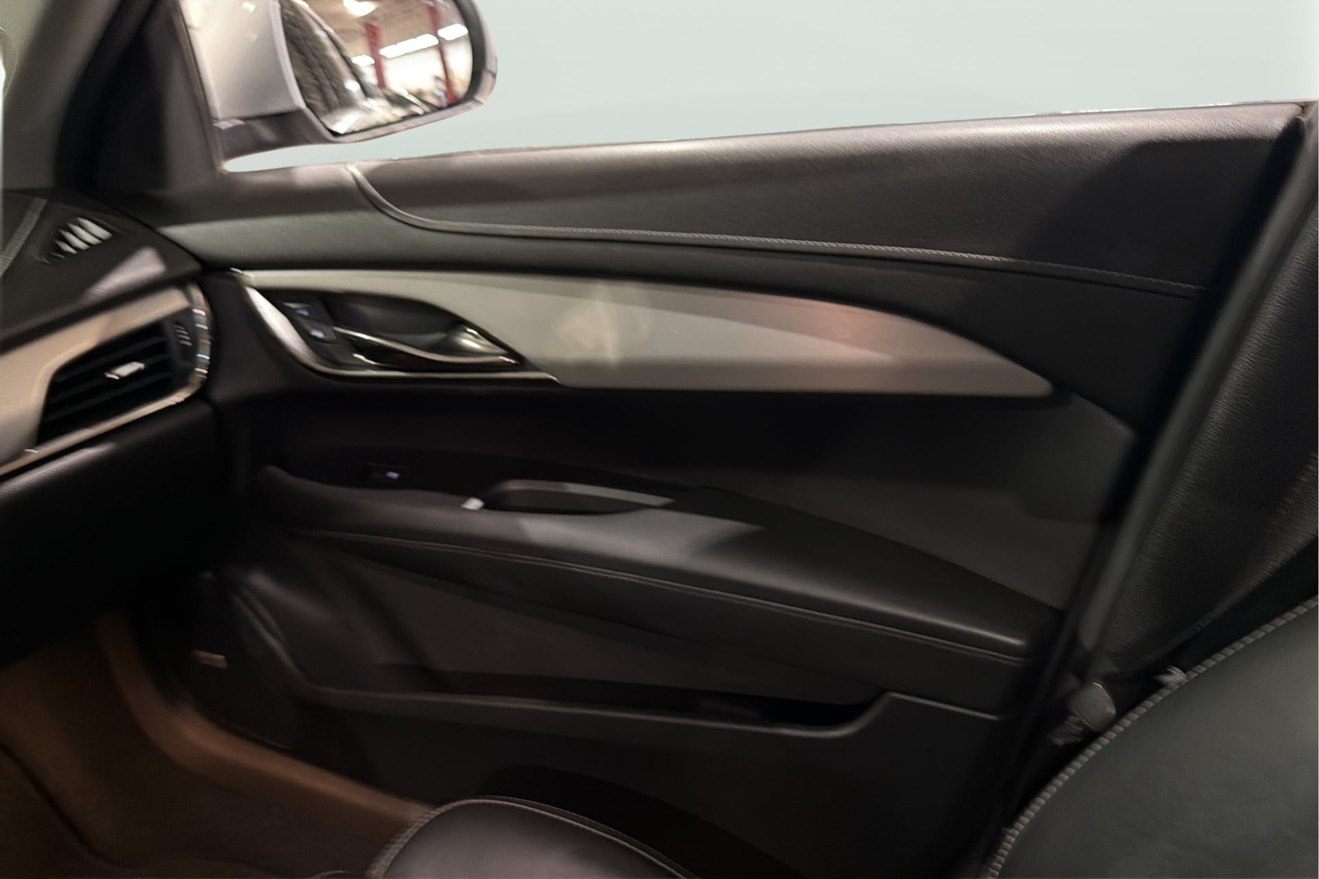 Cadillac ATS photo 17