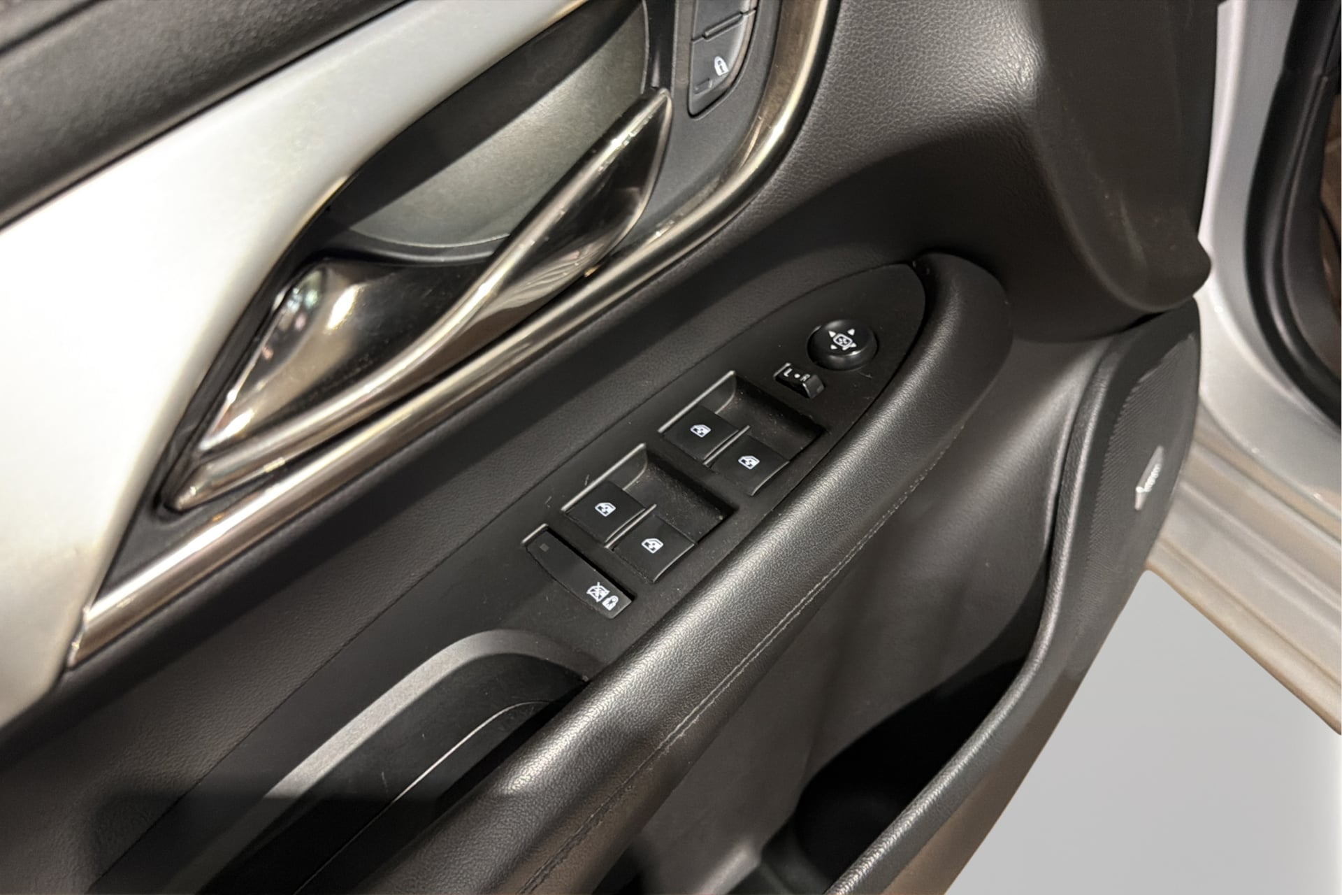 Cadillac ATS photo 19