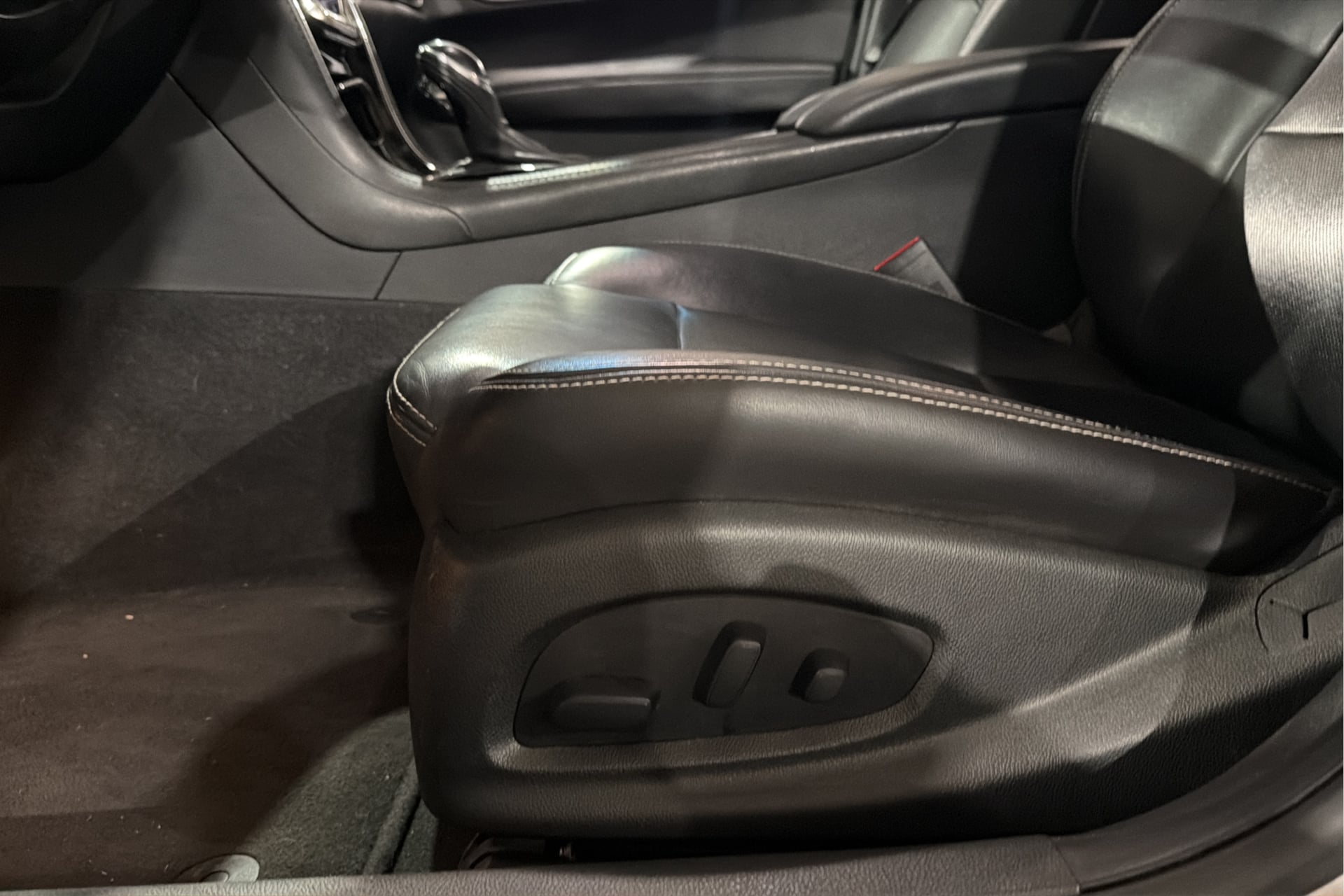 Cadillac ATS photo 20