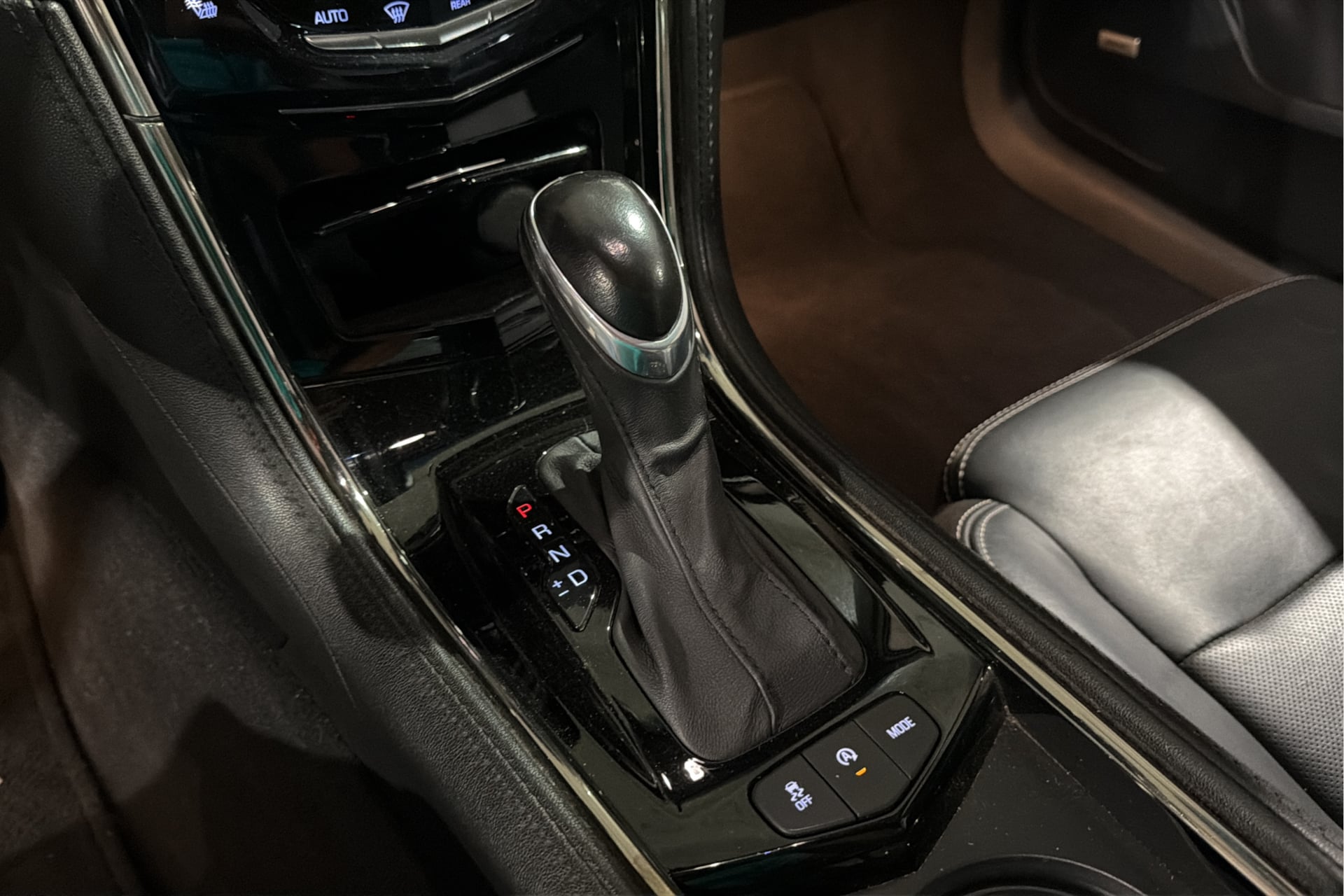 Cadillac ATS photo 23
