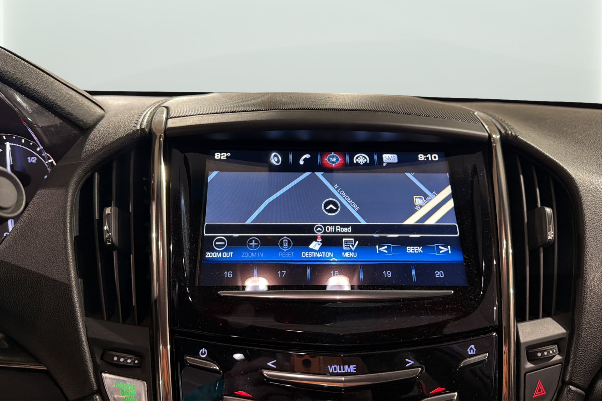 Cadillac ATS photo 25