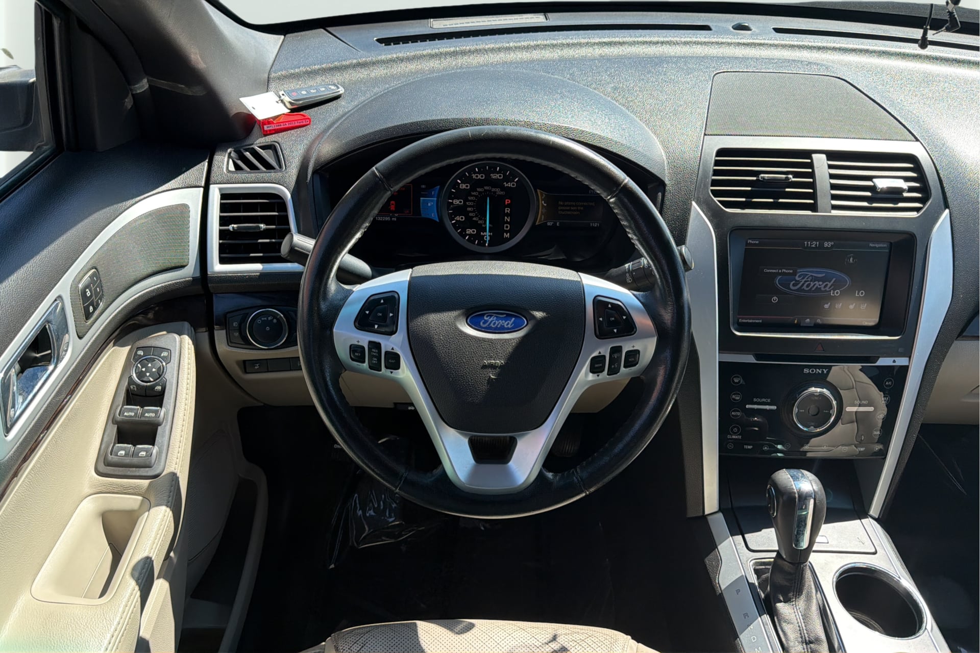 Photo 16 of this Ford Explorer