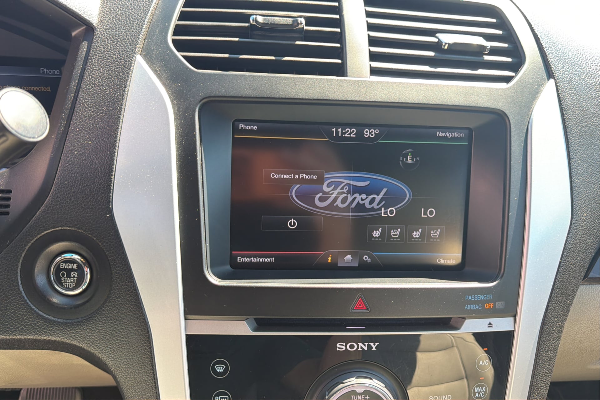 Photo 25 of this Ford Explorer