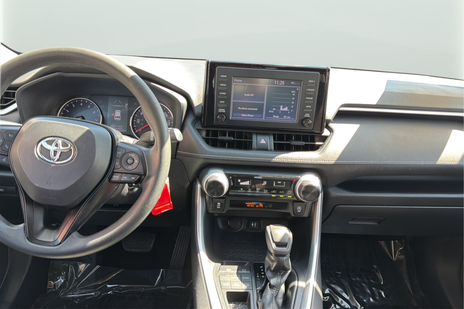 Photo 15 of this Toyota RAV4