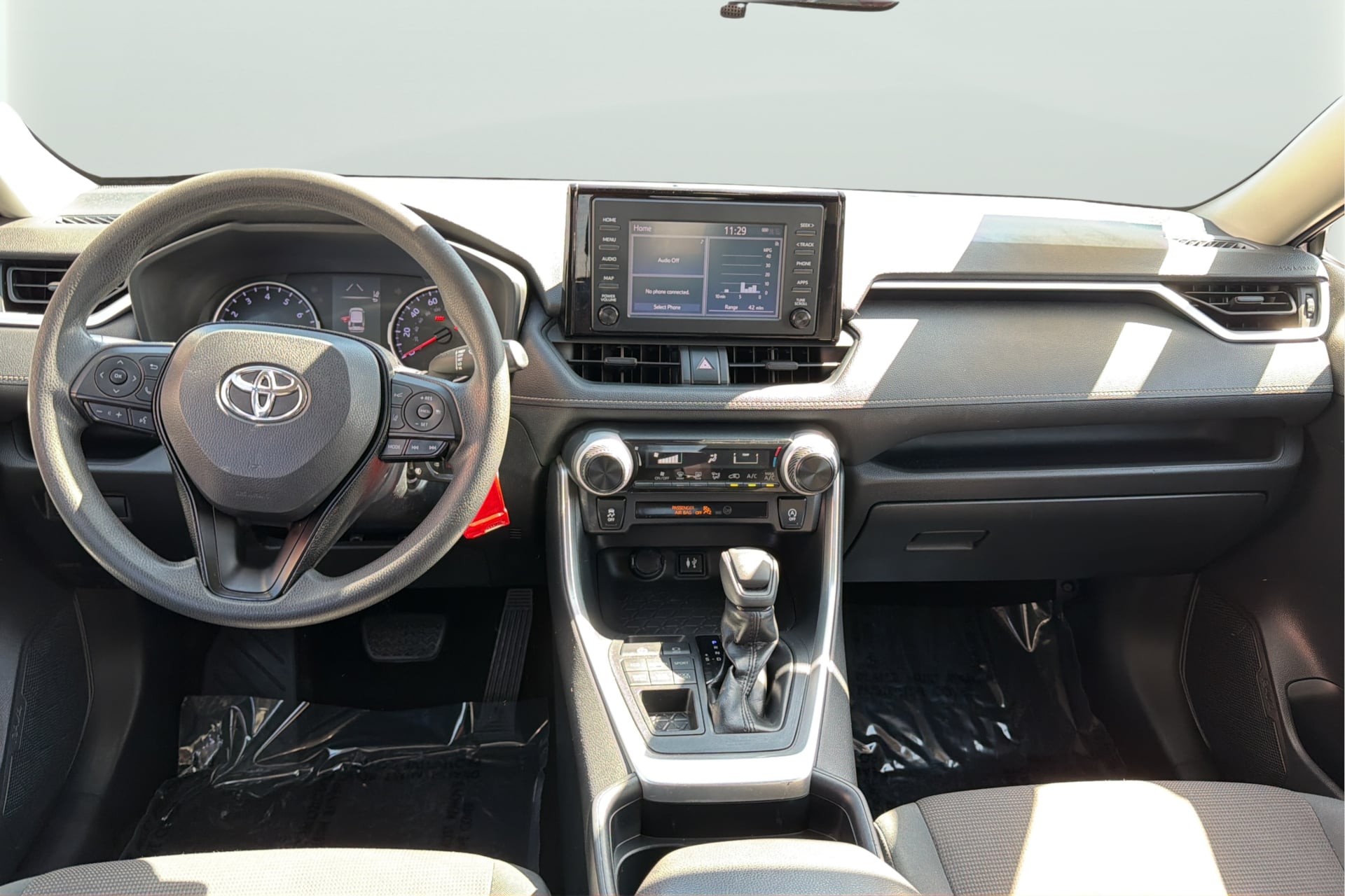 Photo 31 of this Toyota RAV4