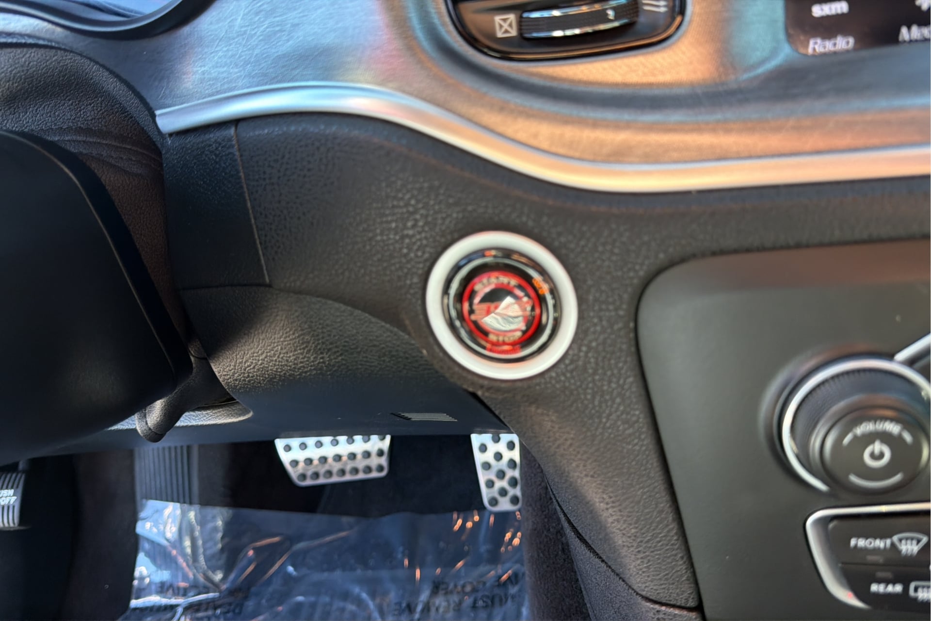 Dodge Charger photo 24