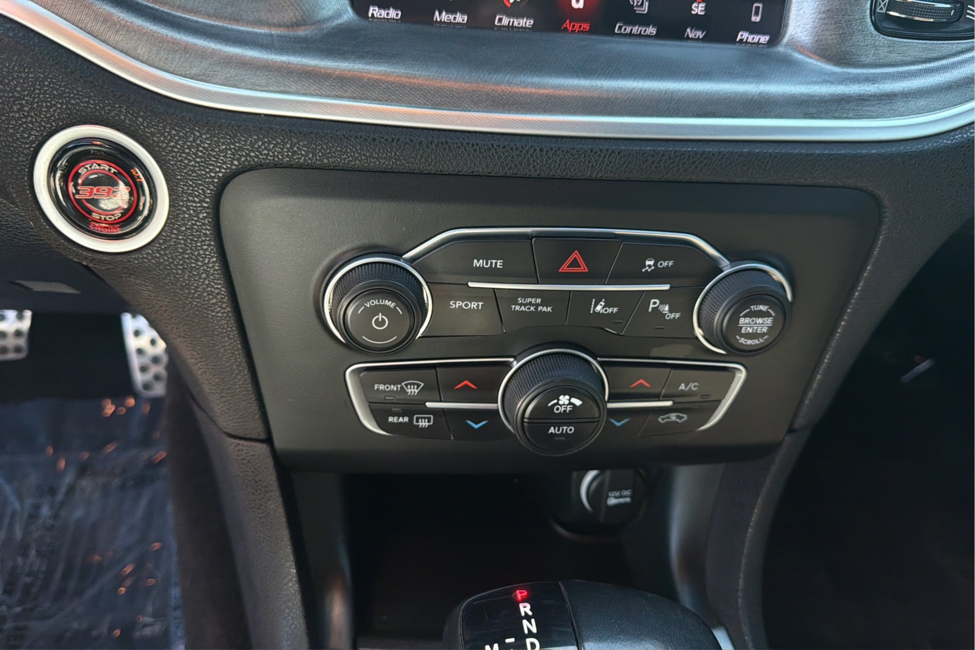 Dodge Charger photo 28