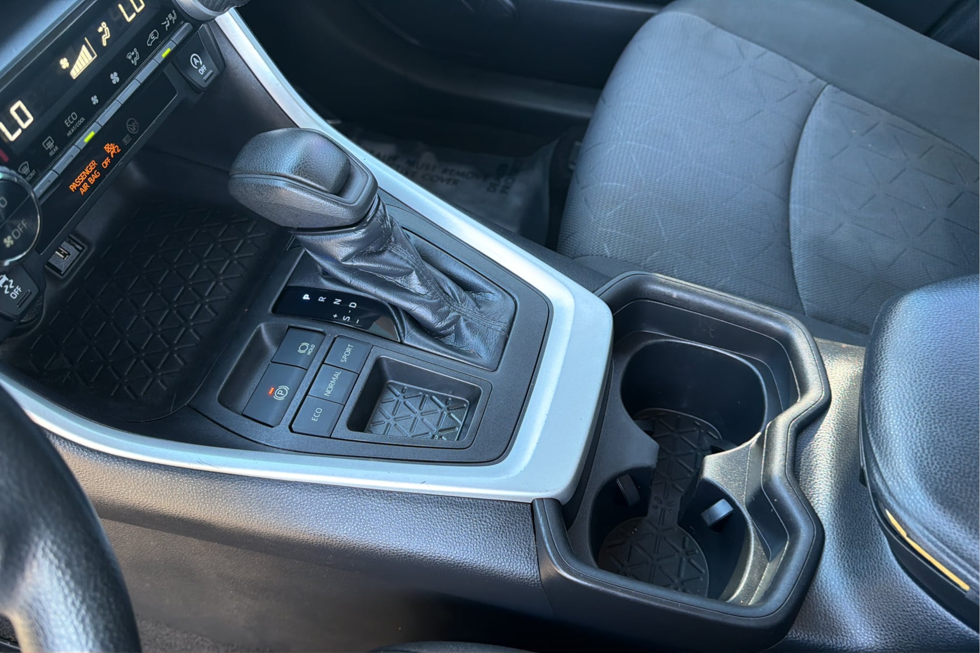 Photo 26 of this Toyota RAV4