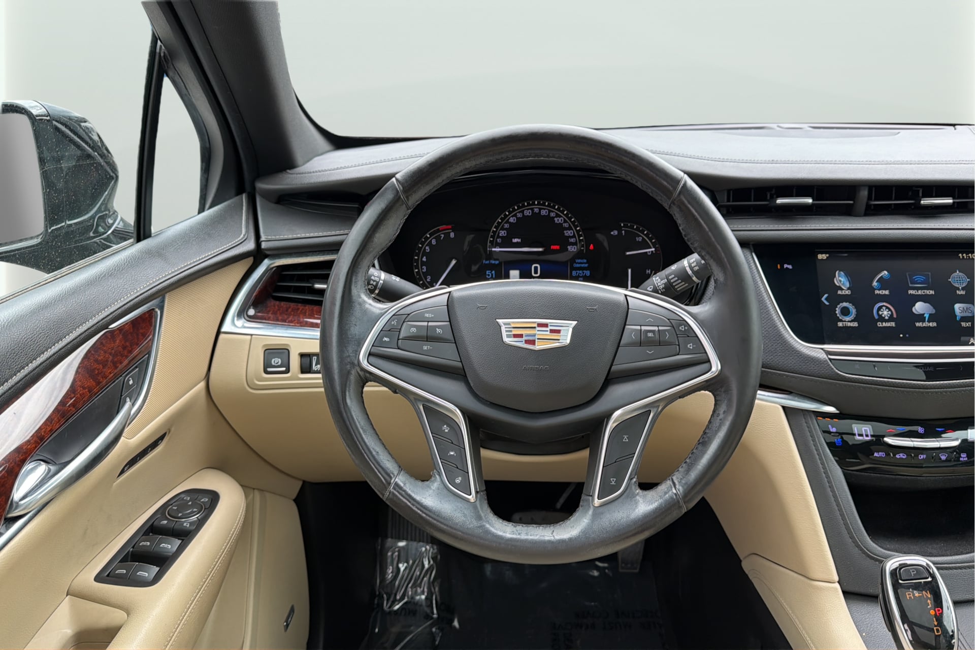 Cadillac XT5 photo 16