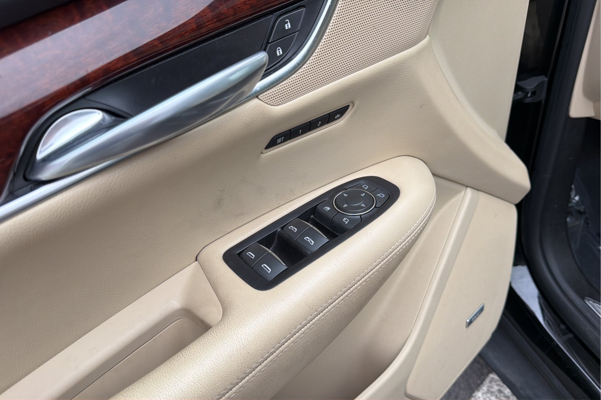 Cadillac XT5 photo 19
