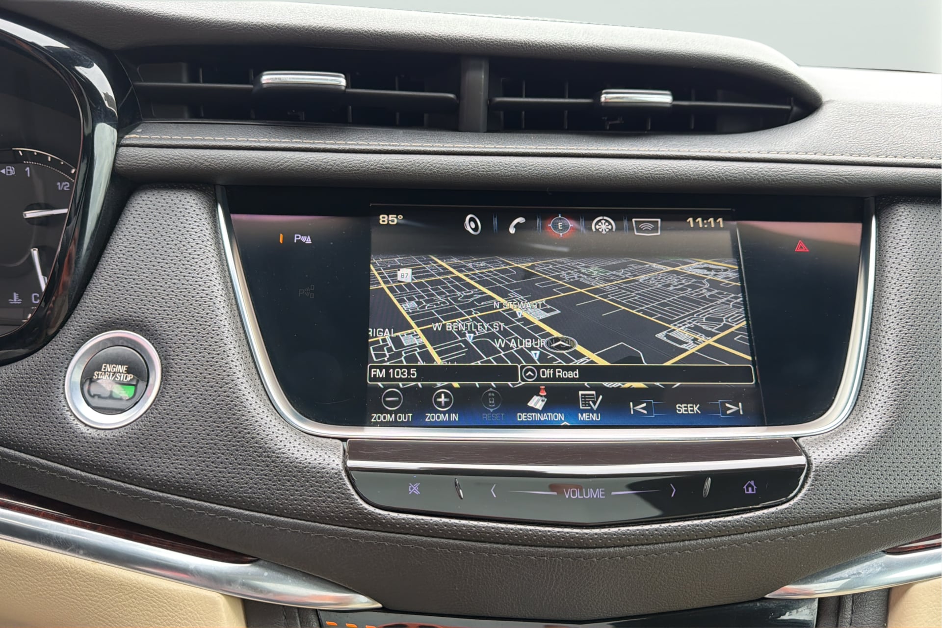 Cadillac XT5 photo 25