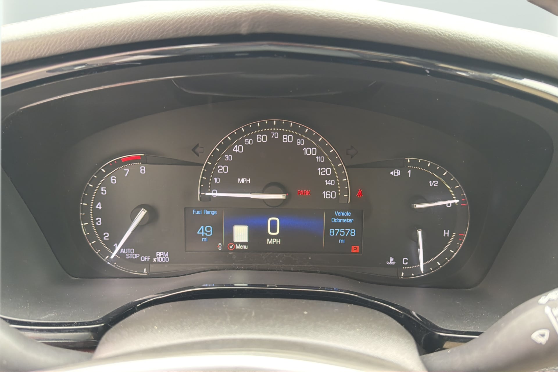 Cadillac XT5 photo 29