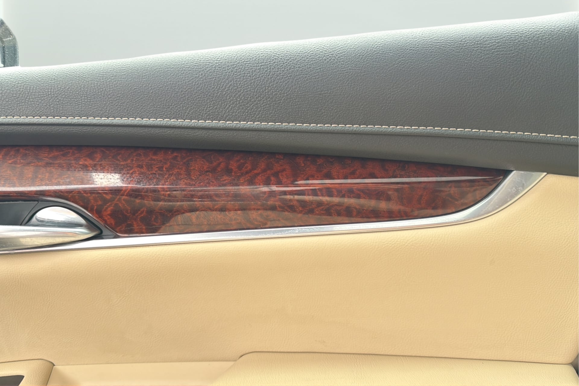 Cadillac XT5 photo 35