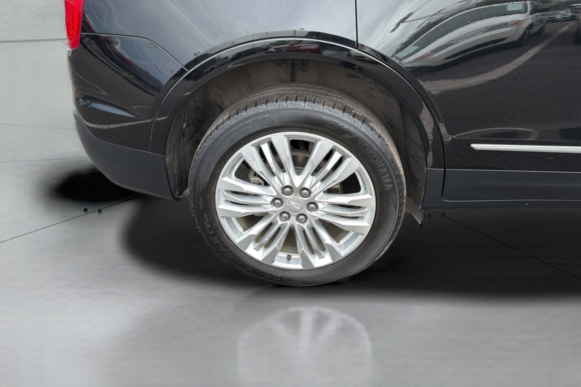 Cadillac XT5 photo 37